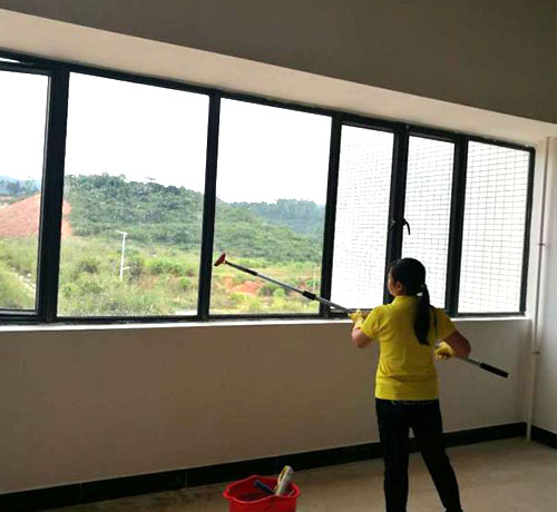 室內(nèi)(nei)開荒