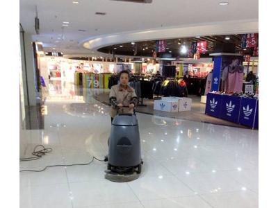 商(shang)場(chang)保潔(jie)服務(wù)(wu)