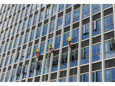 外牆清(qing)洗(xi)服(fu)務(wù)(wu)